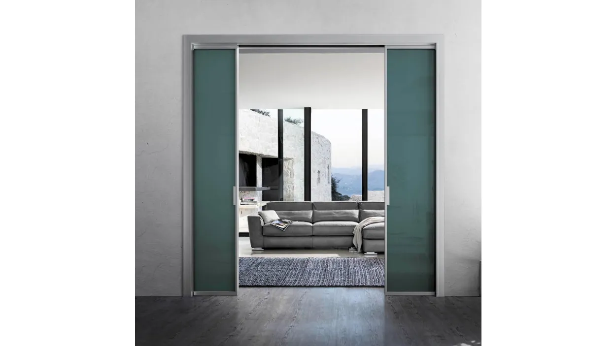 retractable door in glass and aluminum